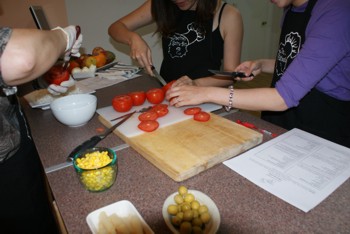 Tomates rellenos (preparación).